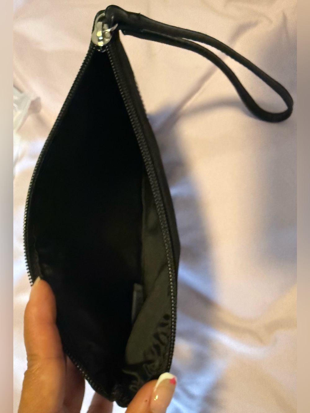 NWT Victoria's Secret Black Cosmetic Bag/Beach Pouch with Silver Sequin Logo - Picture 5 of 6